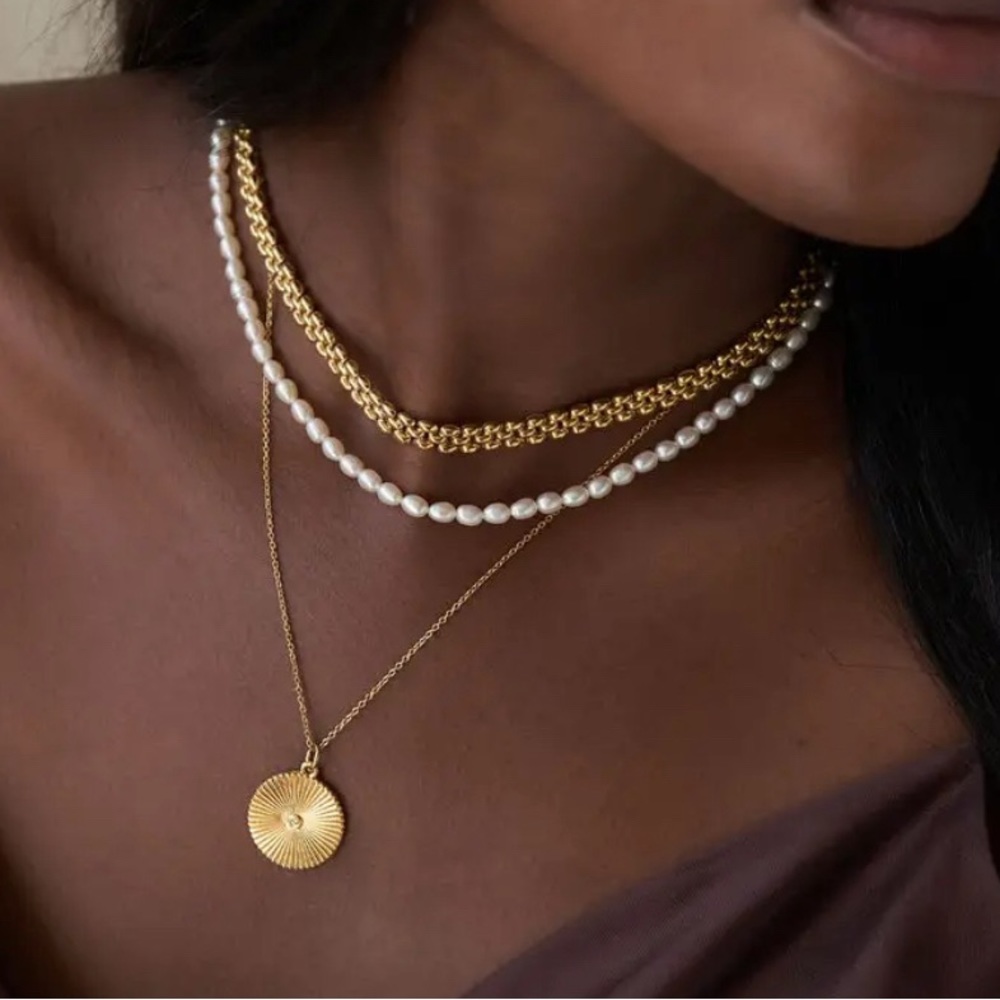NEW Oak & Luna Necklace